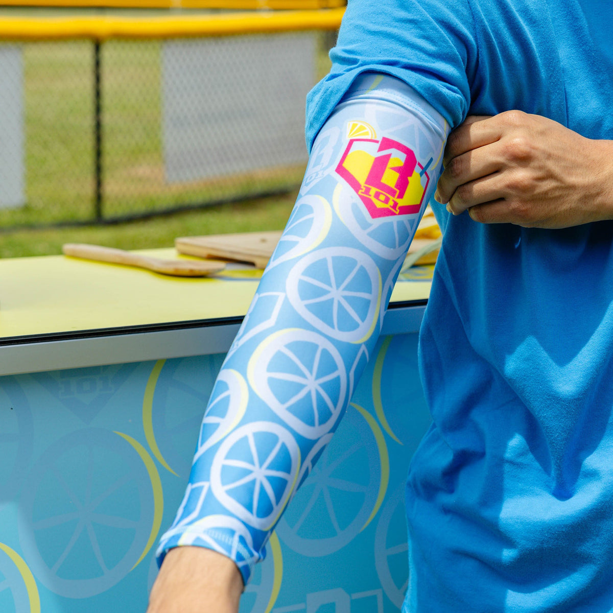 Lemonade Splash Youth Arm Sleeve