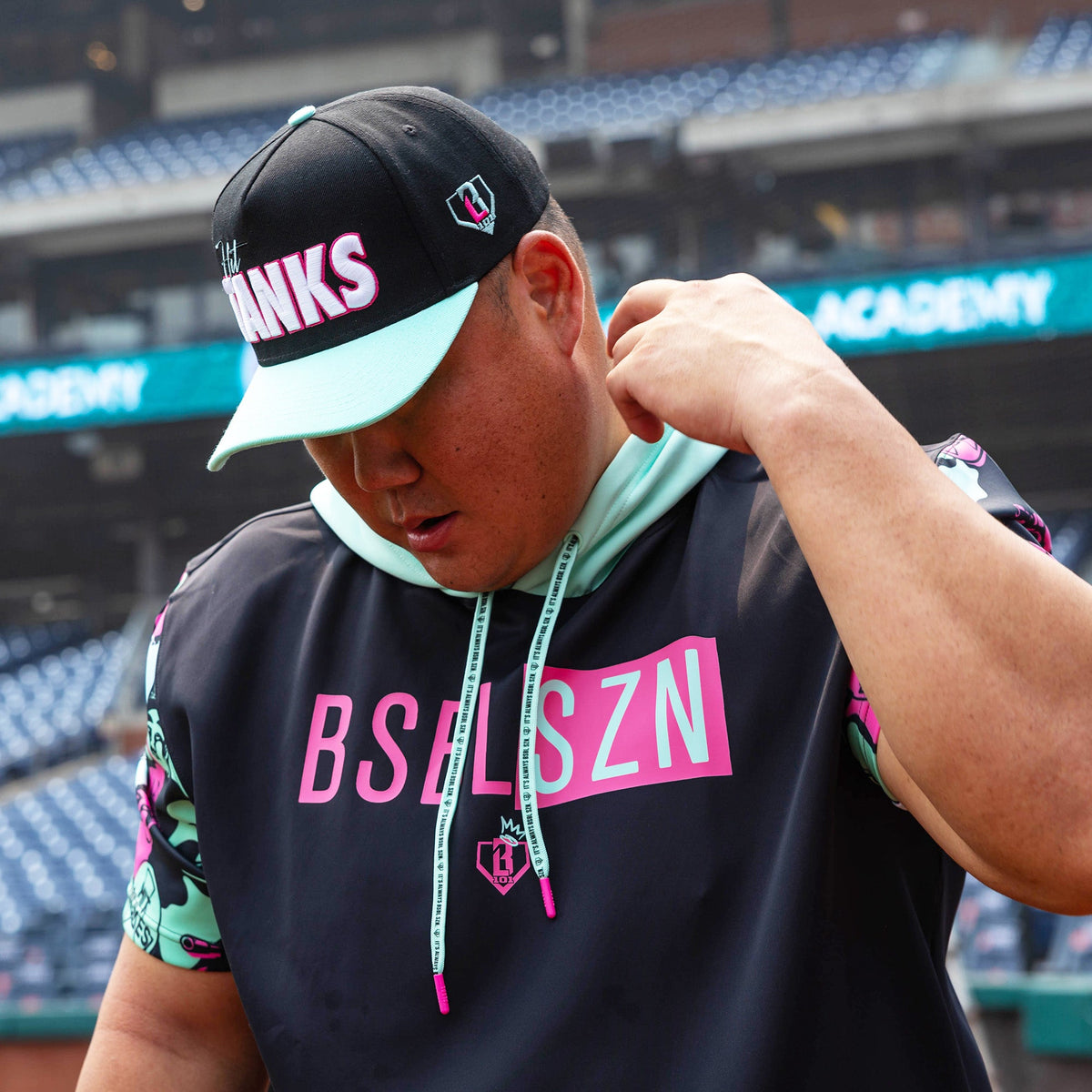 King Of JUCO BSBL-SZN Short Sleeve Hoodie V3