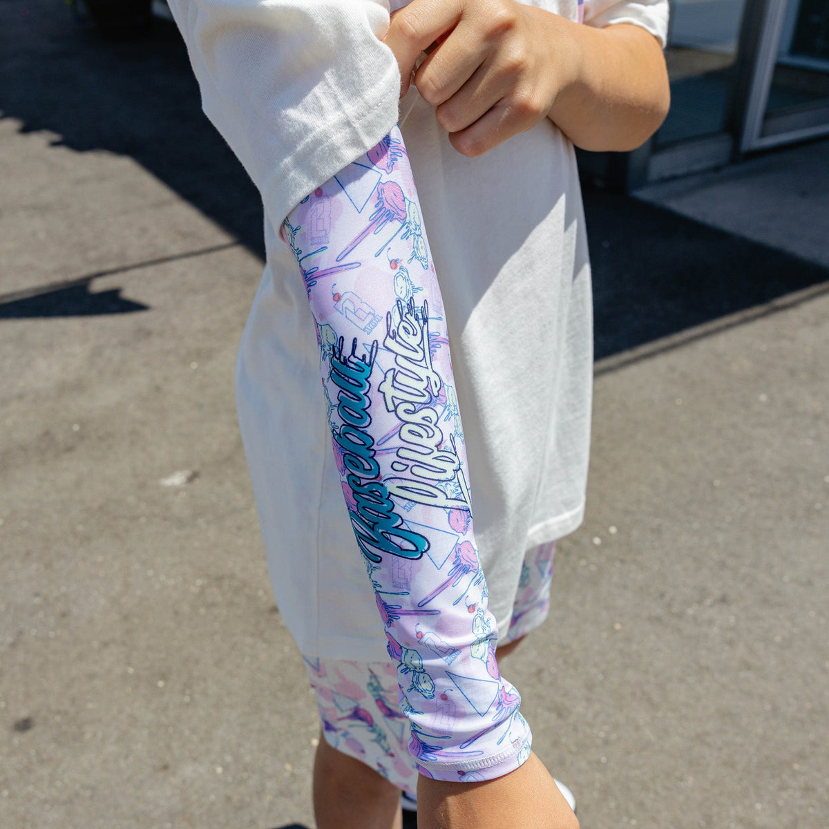 Fastball Scoops Youth Arm Sleeve